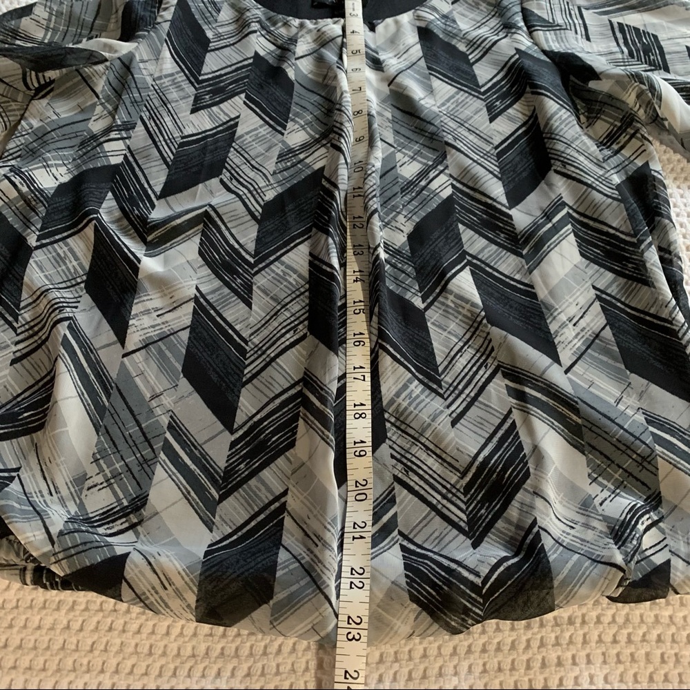 Vintage Gray & Black Plaid Blouse with 3/4 Sleeves Size Medium - Picture 9 of 13
